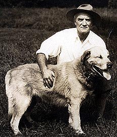 Arthur Walden and Chinook (late 1920s) Photo courtesy of Bob Payne